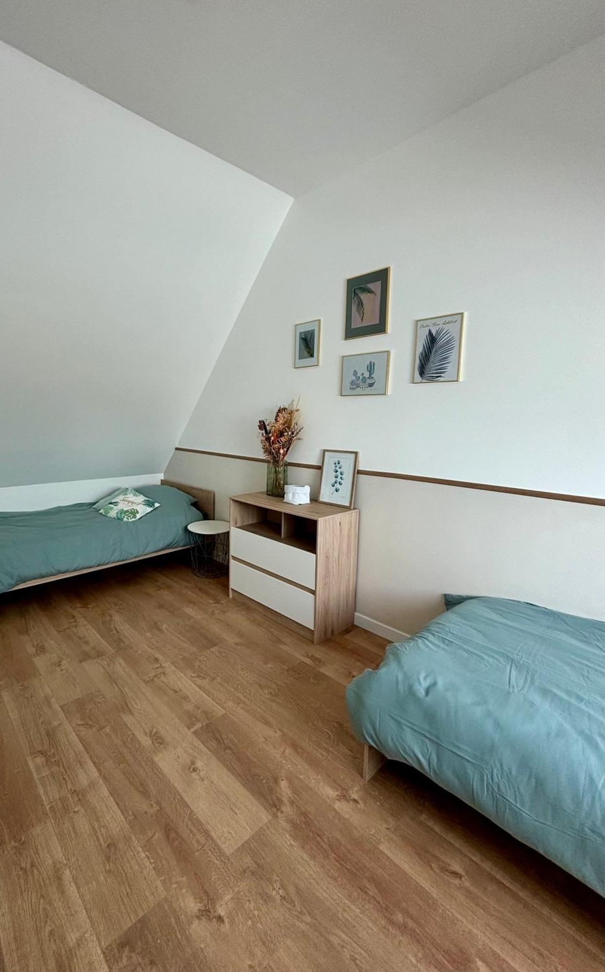 Holiday home Maison A 5 Min A Pieds De La